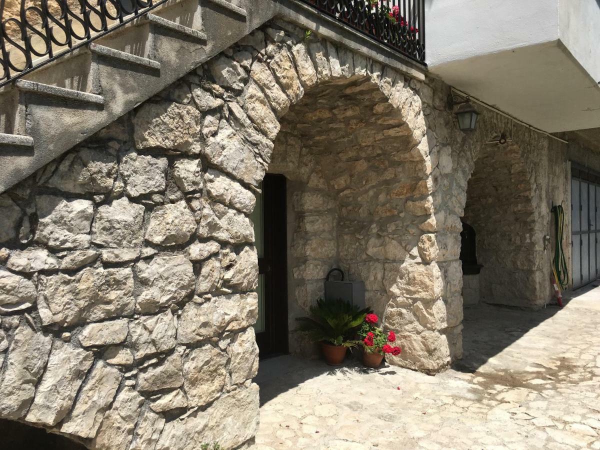 Casa Sarlo Aparthotel Petina Eksteriør bilde